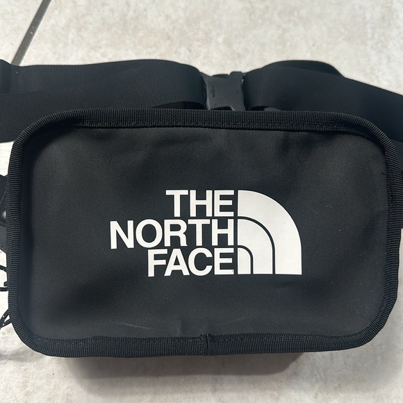 The North Face Explore BLT 3L Lumbar Pack - Picture 3 of 16